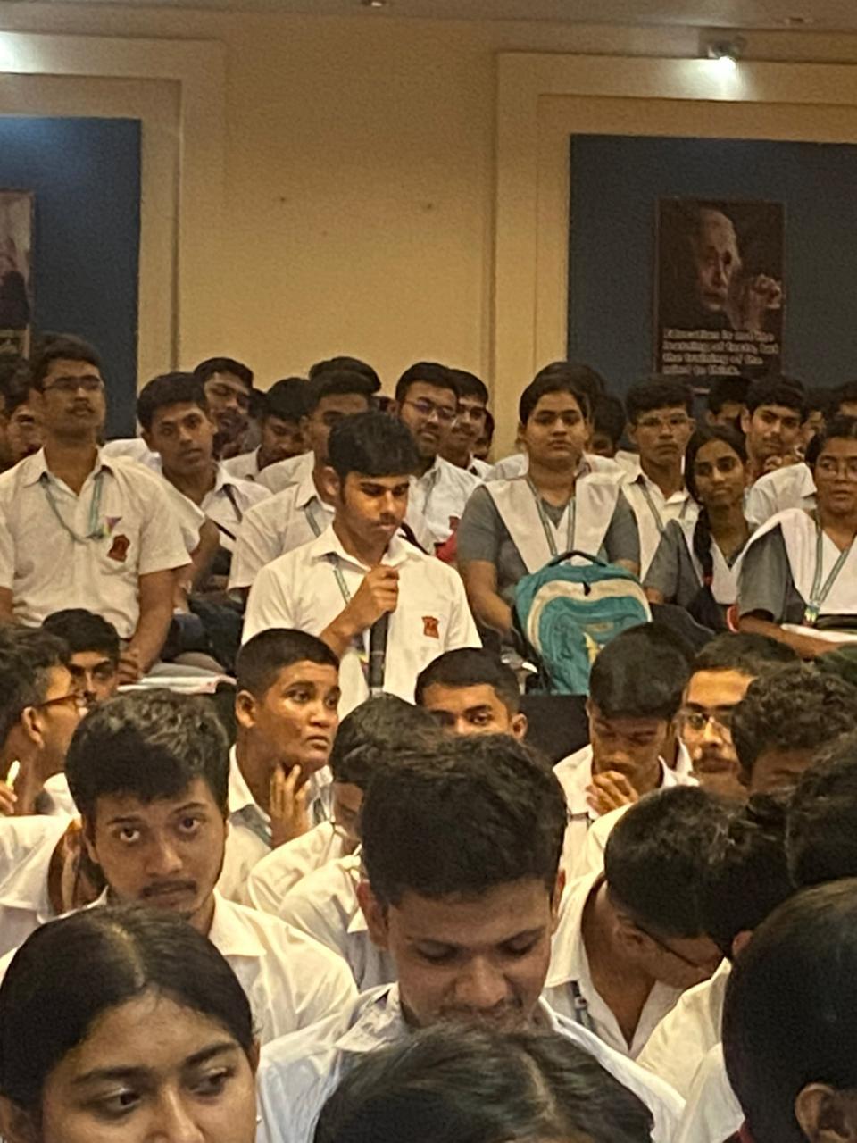 Group photo after the session.